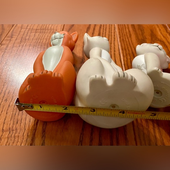 Set of 5 Vintage Aristocrats Plastic Squeak Figurines - Picture 6 of 8